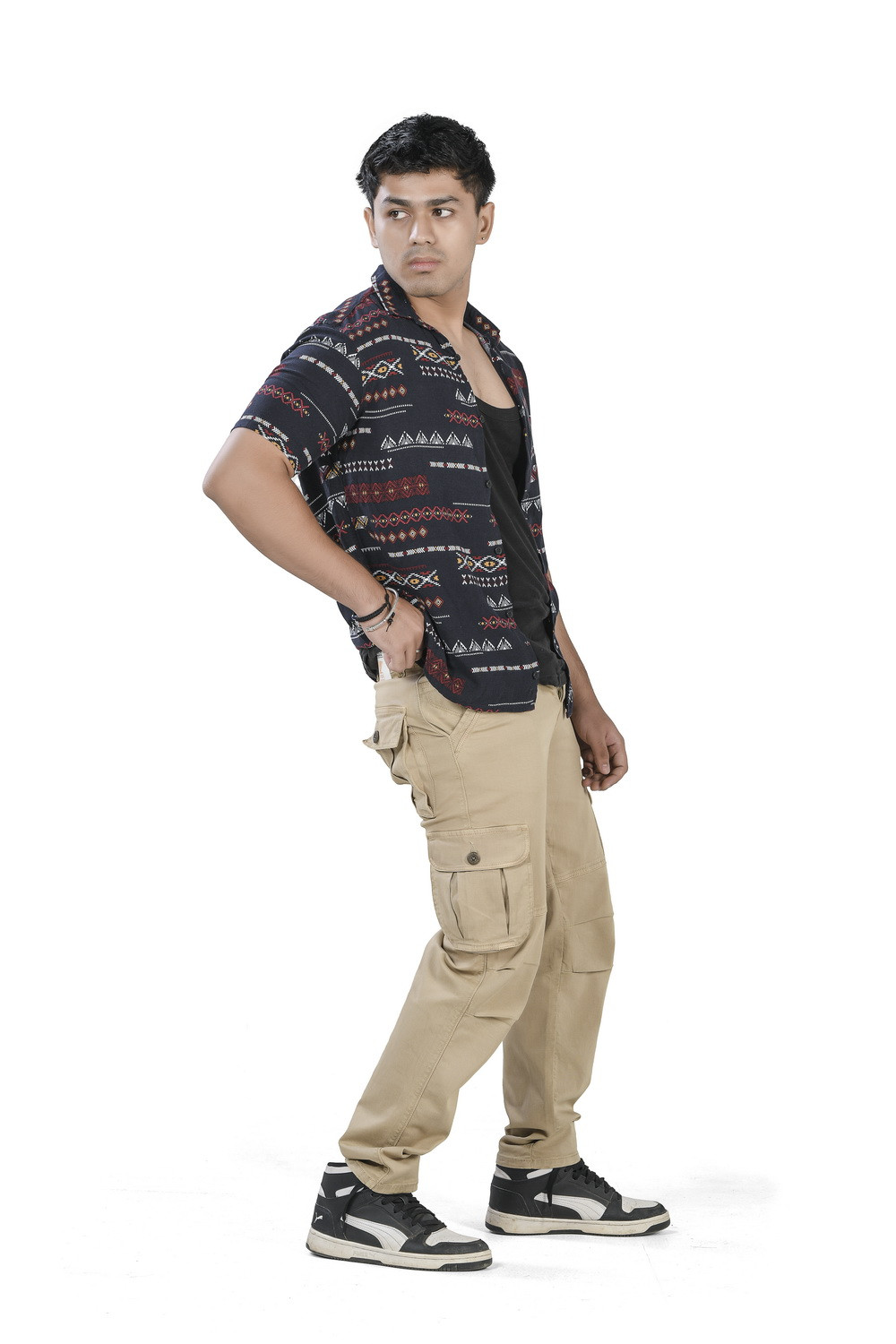 MENS LIGHT BAIGE COLOR CARGO FIT JEANS