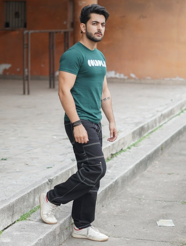 MENS STAY BLACK WITH CONTRAST WHITE STITCHES