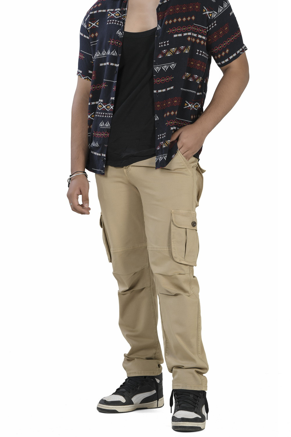 MENS LIGHT BAIGE COLOR CARGO FIT JEANS