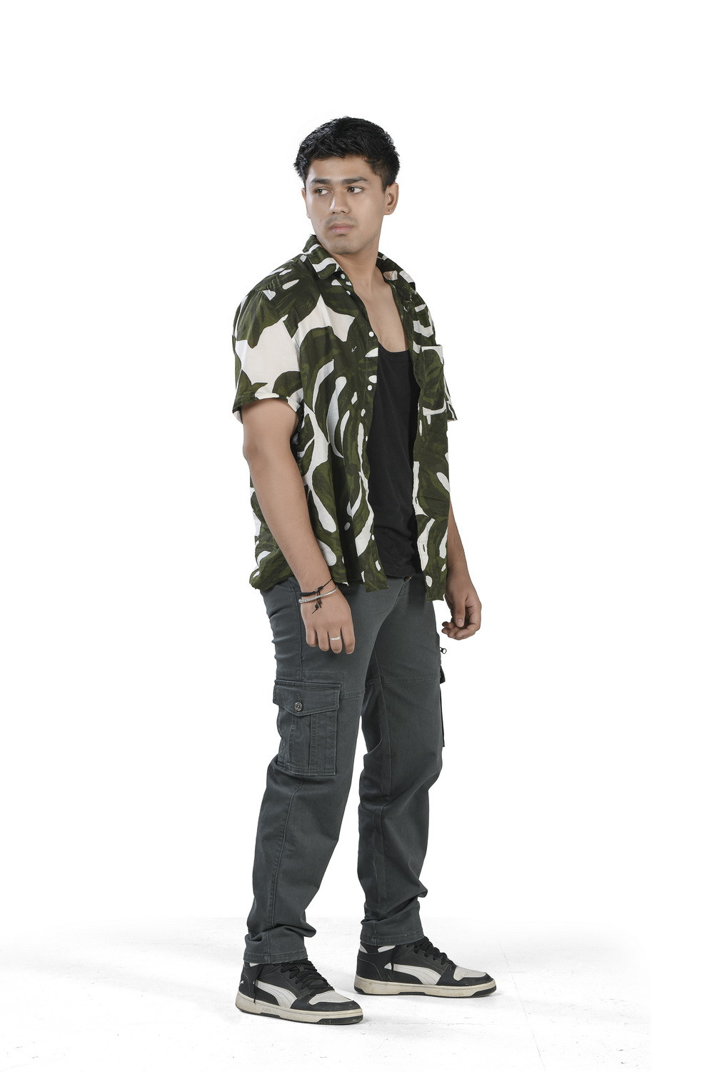 MENS DARK OLIVE COLOR CARGO FIT JEANS