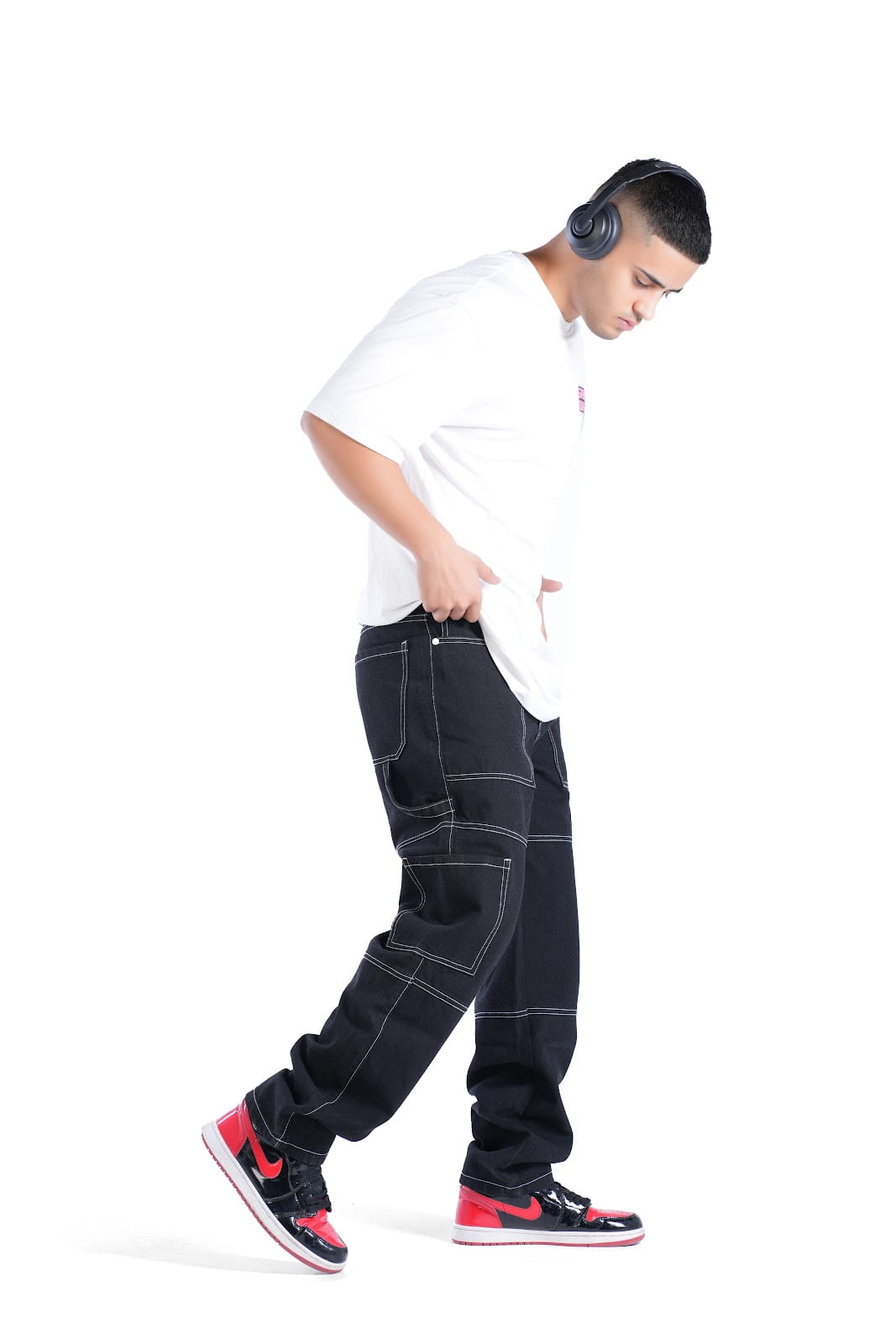 MENS STAY BLACK WITH CONTRAST WHITE STITCHES