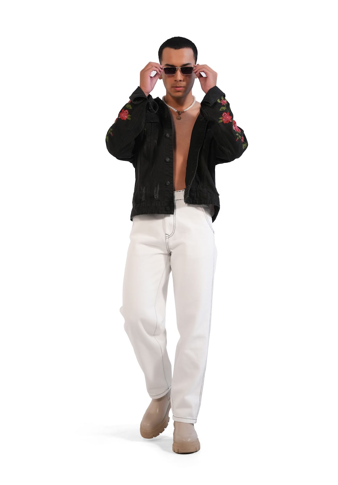 MENS WHITE BAGGY FIT JEANS WITH CONTRAST BLACK THREAD